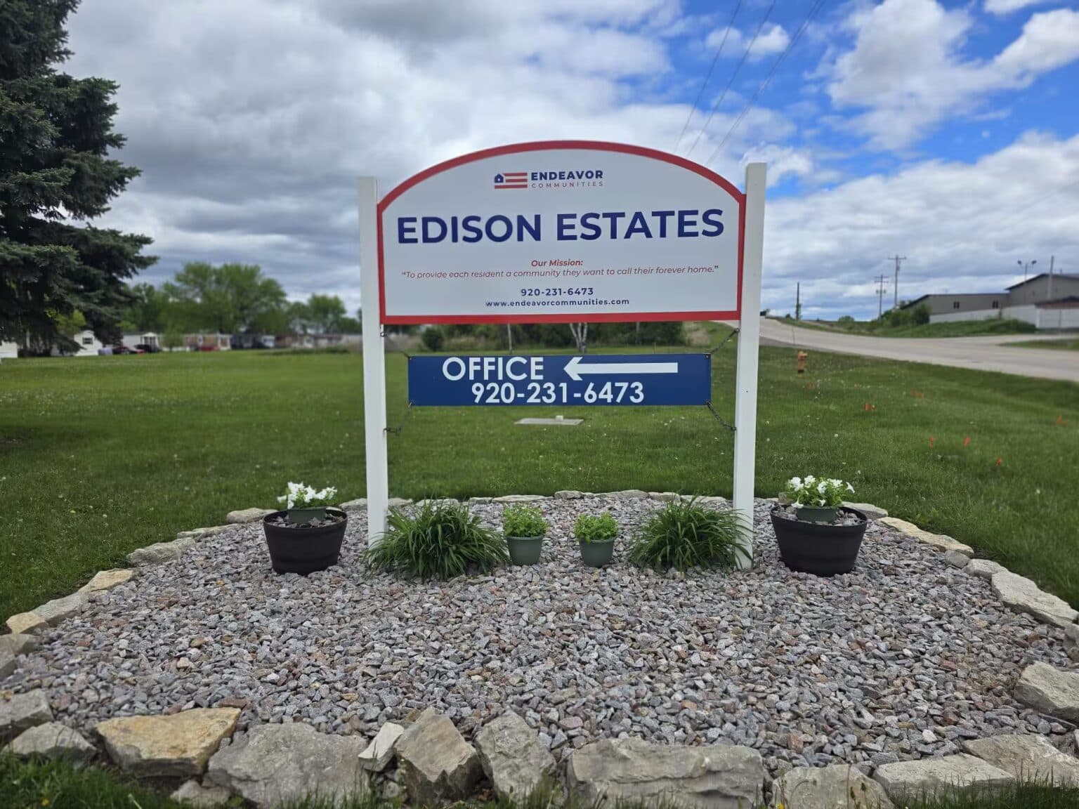 Edison Estates - Manufactured housing community in WI